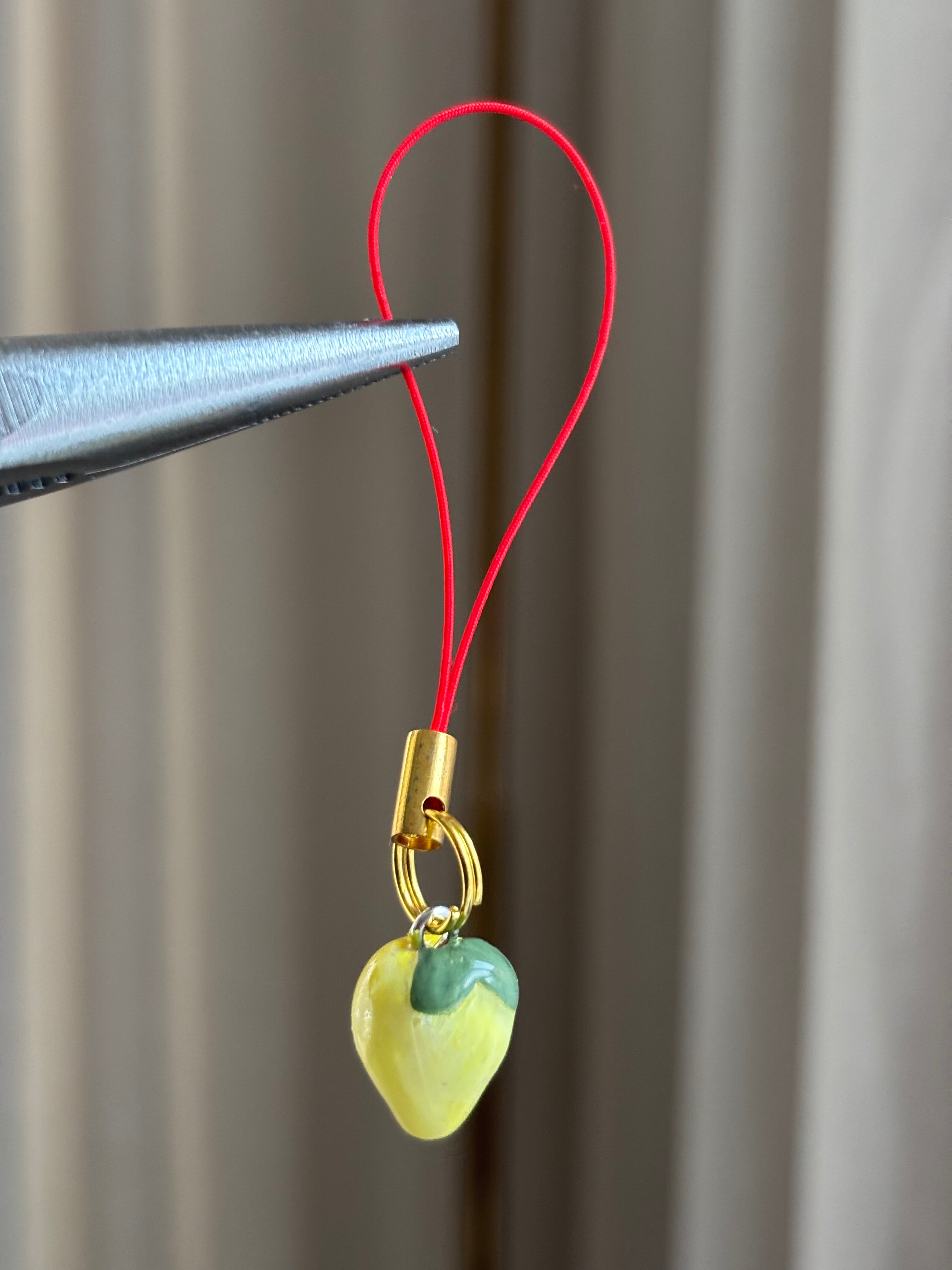 Puhelinkoru Lemon XS / punainen lenkki