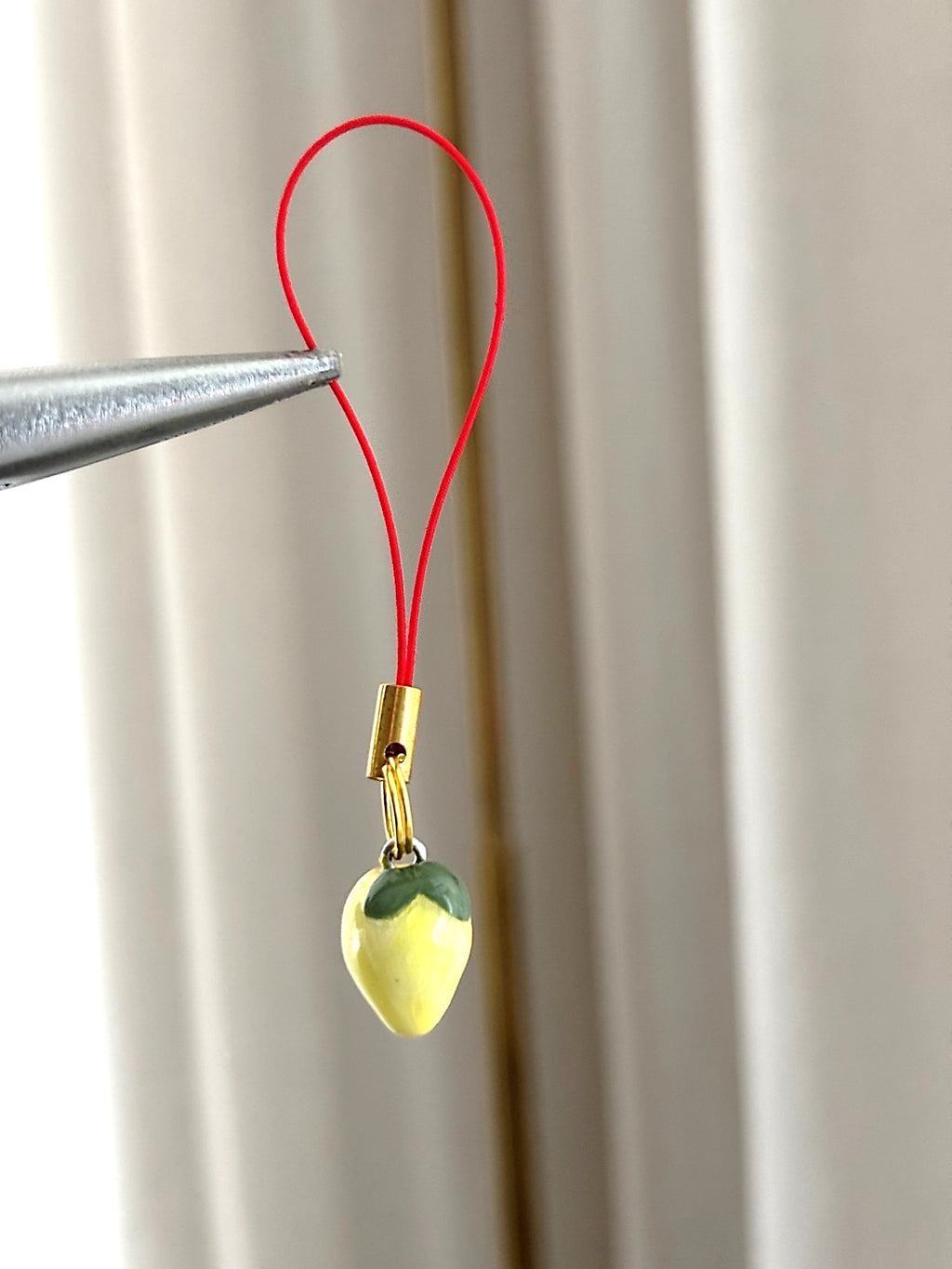 Puhelinkoru Lemon XS / punainen lenkki