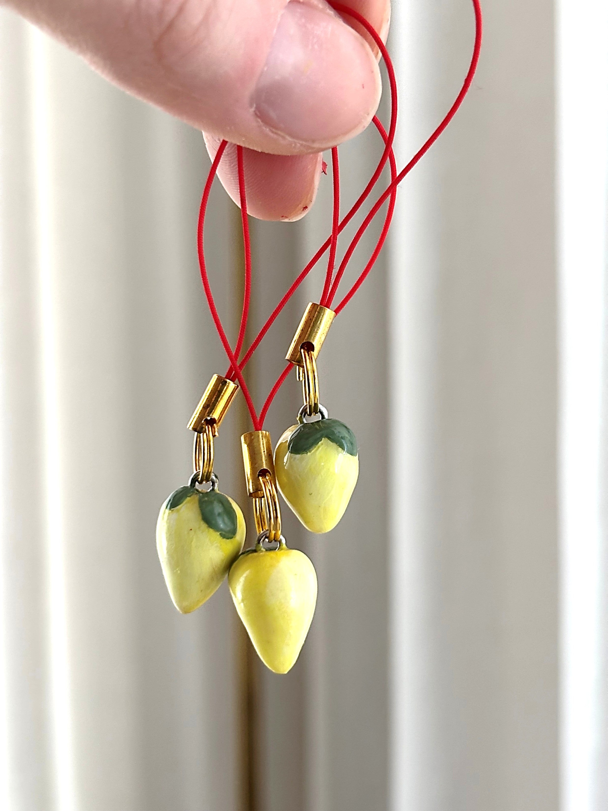 Puhelinkoru Lemon XS / punainen lenkki