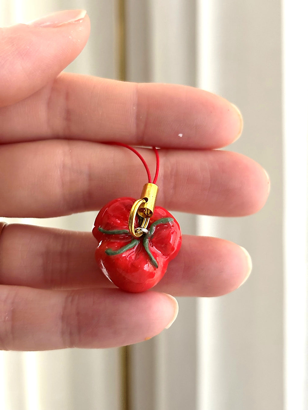 Puhelinkoru Tomato S / punainen lenkki